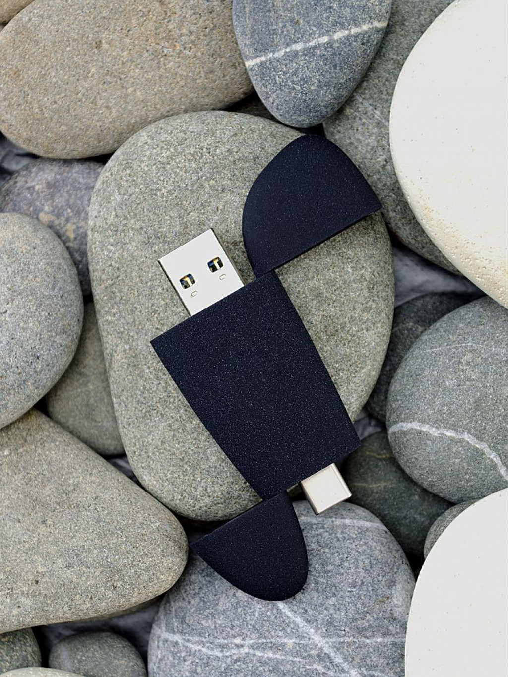 Флешка Pebble Type-C, USB 3.0, черная, 16 Гб