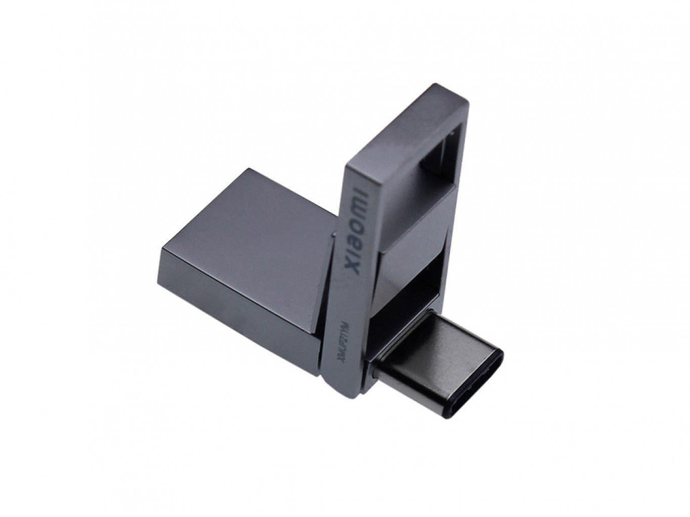 USB 3.0-флешка на 128 Гб с разъемами USB-A и Type-C