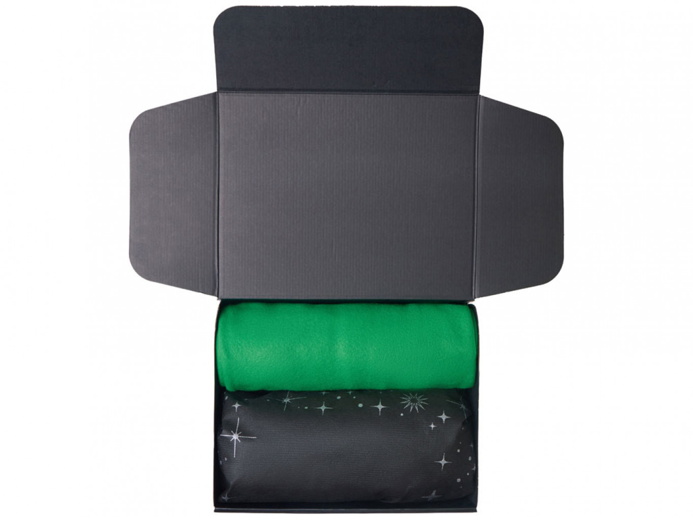 Подарочный набор «Re:Home» с пледом, свечой и диффузором