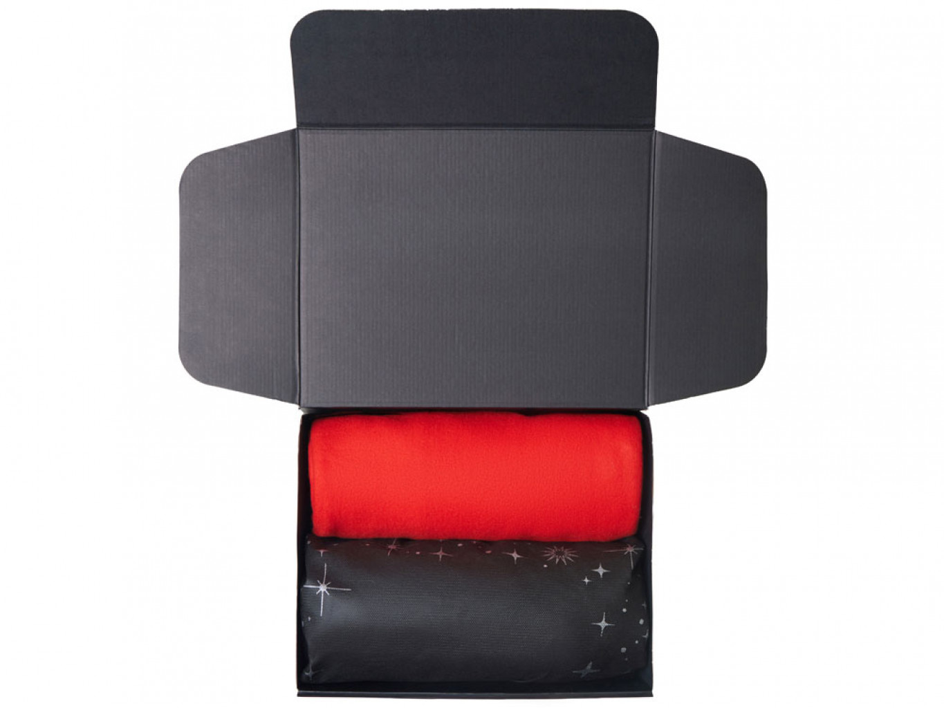 Подарочный набор «Re:Home» с пледом, свечой и диффузором