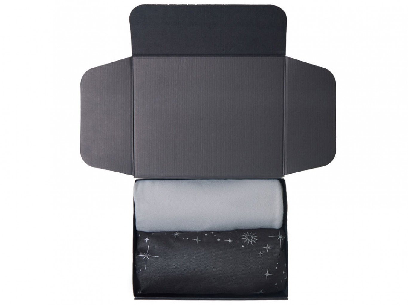 Подарочный набор «Re:Home» с пледом, свечой и диффузором