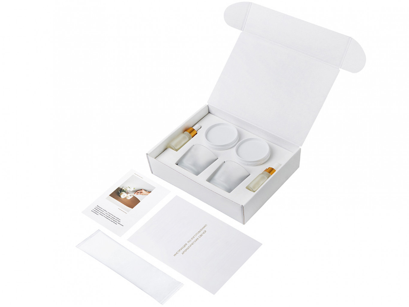 Набор для создания 2-х ароматических свечей: имбирный пряник, рождественская елка Набор для создания 2-х ароматических свечей: имбирный пряник, рождественская елка