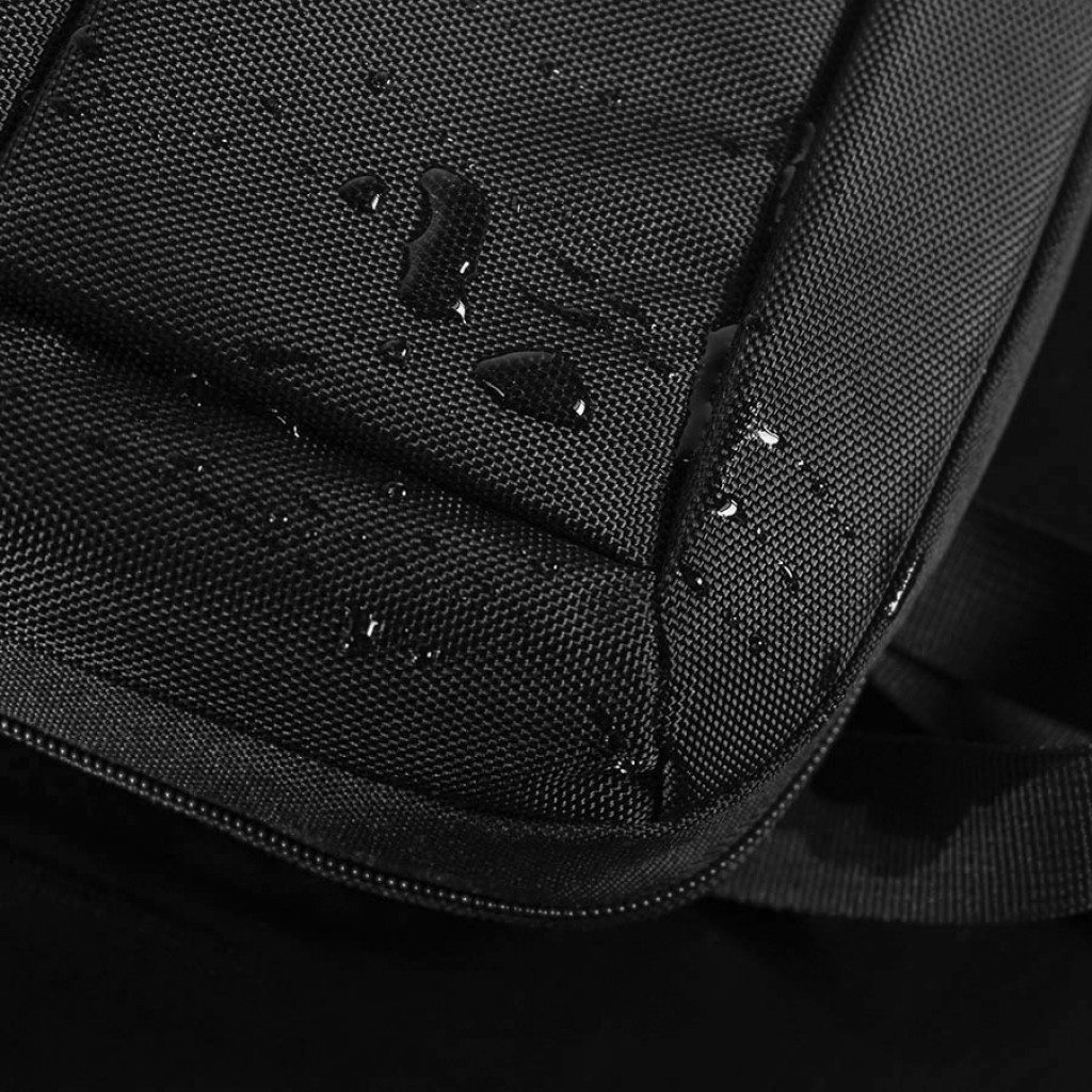 Расширяющийся водостойкий рюкзак "Slim", чёрный, 45х30х6 см, ткань верха: 100% полиэстер 1680 D