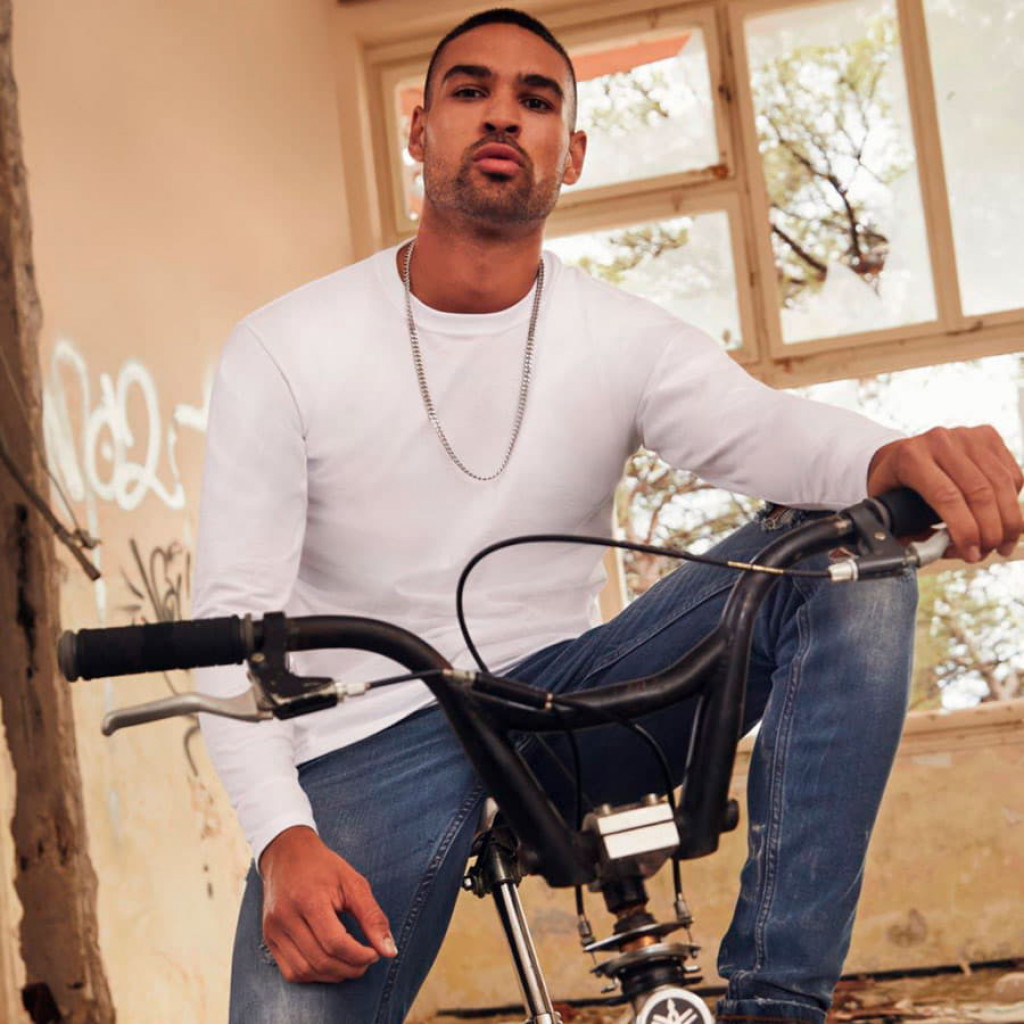 Футболка мужская SUPER PREMIUM LONG SLEEVE 190 Футболка мужская SUPER PREMIUM LONG SLEEVE 190