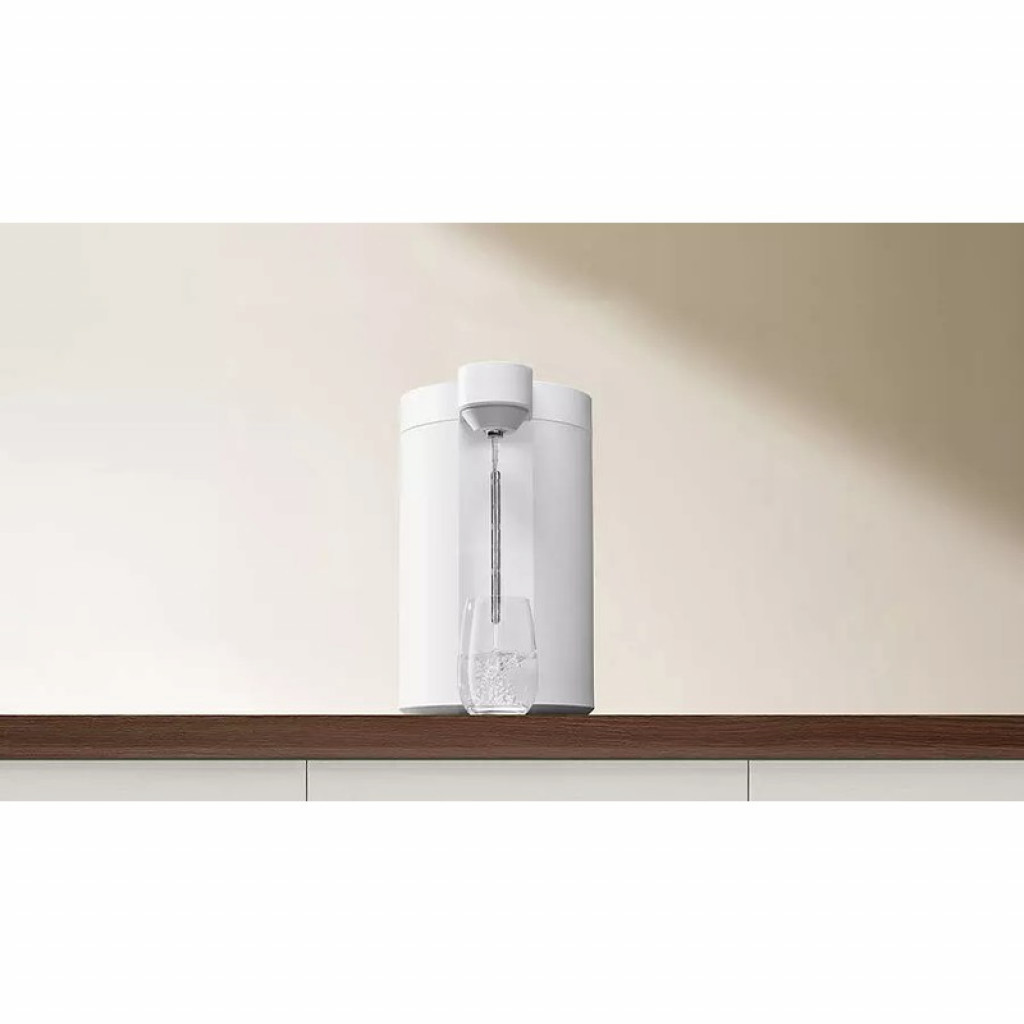 Термопот Xiaomi Mijia Intelligent Electric Water Bottle 5L (MEK01JL) Термопот Xiaomi Mijia Intelligent Electric Water Bottle 5L (MEK01JL)