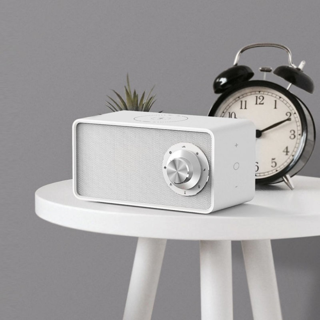 Беспроводная колонка с функцией беспроводной зарядки Qualitell White Noise Wireless Speaker (ZS1001) Беспроводная колонка с функцией беспроводной зарядки Qualitell White Noise Wireless Speaker (ZS1001)