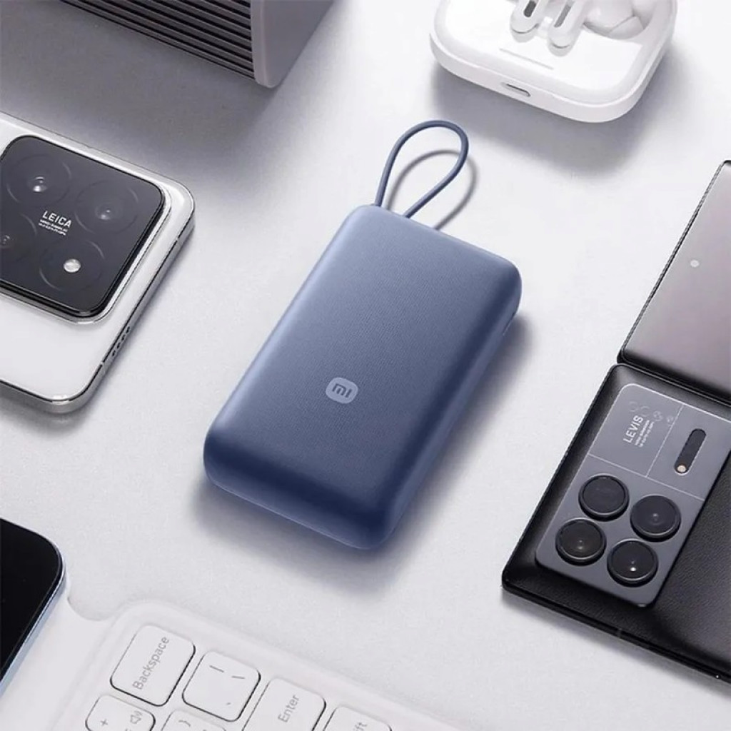 Внешний аккумулятор Xiaomi 20000 33W встроенный кабель USB-C (BHR8975GL/PB2030MI) Внешний аккумулятор Xiaomi 20000 33W встроенный кабель USB-C (BHR8975GL/PB2030MI)