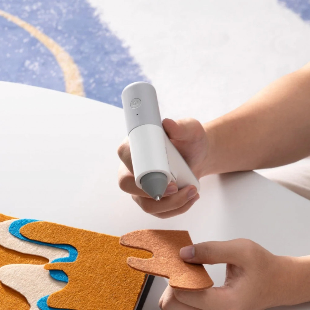 Клеевой пистолет Xiaomi HOTO Glue Gun автоматический (QWRJQ002) Клеевой пистолет Xiaomi HOTO Glue Gun автоматический (QWRJQ002)