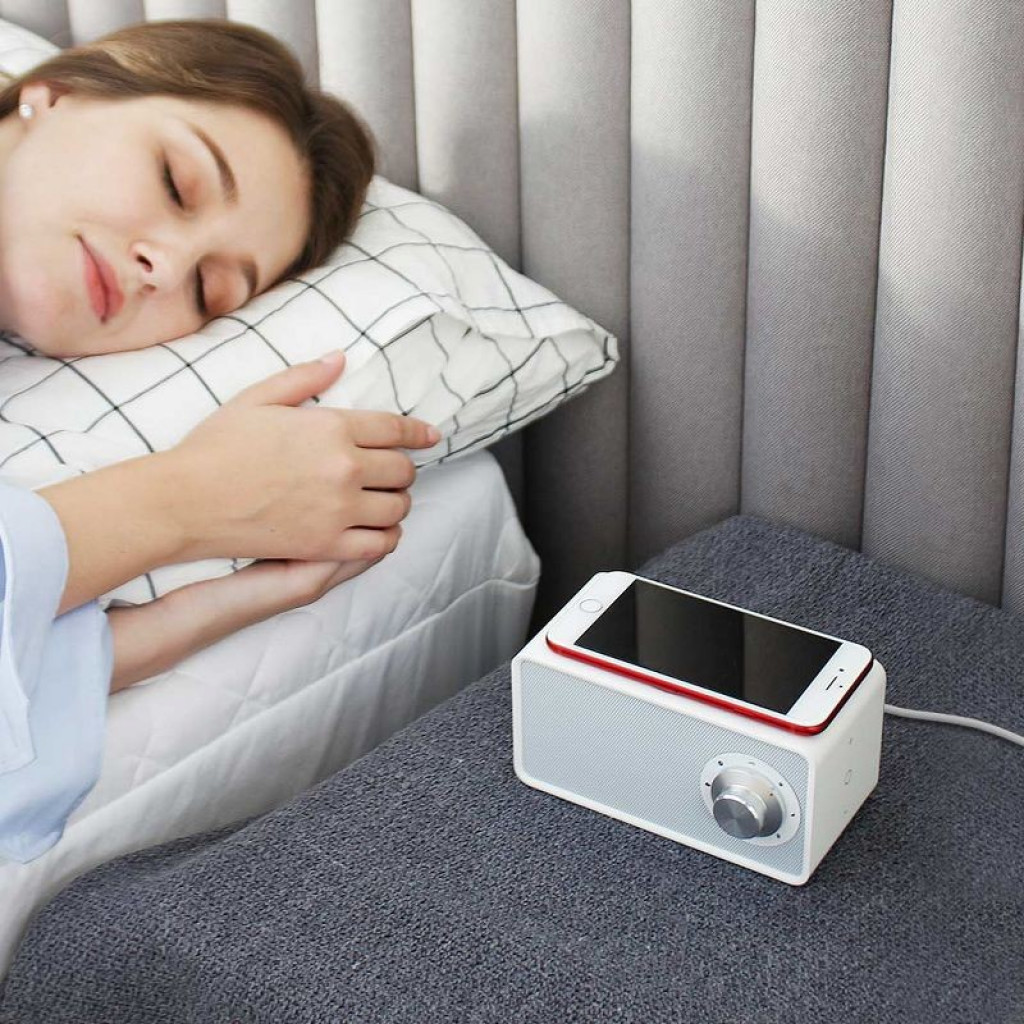 Беспроводная колонка с функцией беспроводной зарядки Qualitell White Noise Wireless Speaker (ZS1001) Беспроводная колонка с функцией беспроводной зарядки Qualitell White Noise Wireless Speaker (ZS1001)